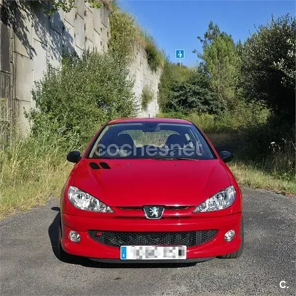 Usado Peugeot 206 RC 180 CV (132 kW) 2004 Rojo Berlina