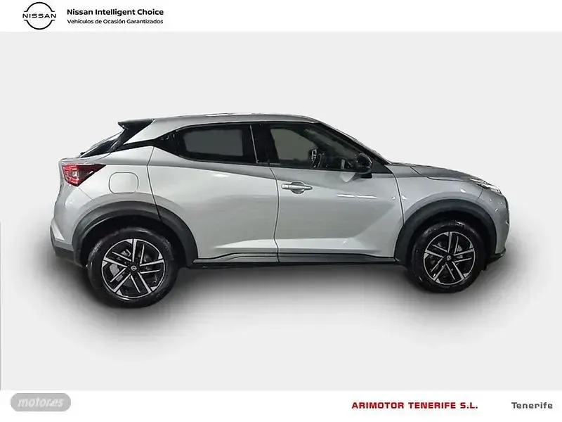 Usado Nissan Juke N-Connecta 114 CV (83 kW) 2025 Gris / plateado SUV