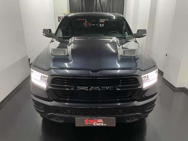 Negro Usado 2020 Dodge Ram Recogida | 69.900 € - Imagen 1/4