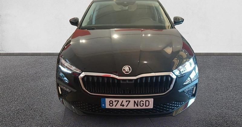Usado Skoda Scala 95 CV (69 kW) 2025 Utilitario