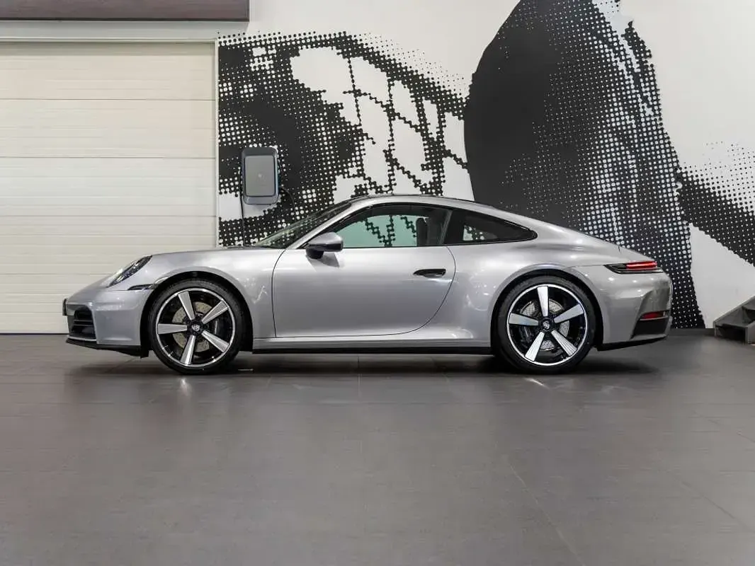 Usado Porsche 911 Carrera 394 CV (289 kW) 2026 Plateado Coupe