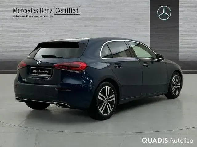 Usado Mercedes A180 Progressive 136 CV (100 kW) 2023 Azul denim