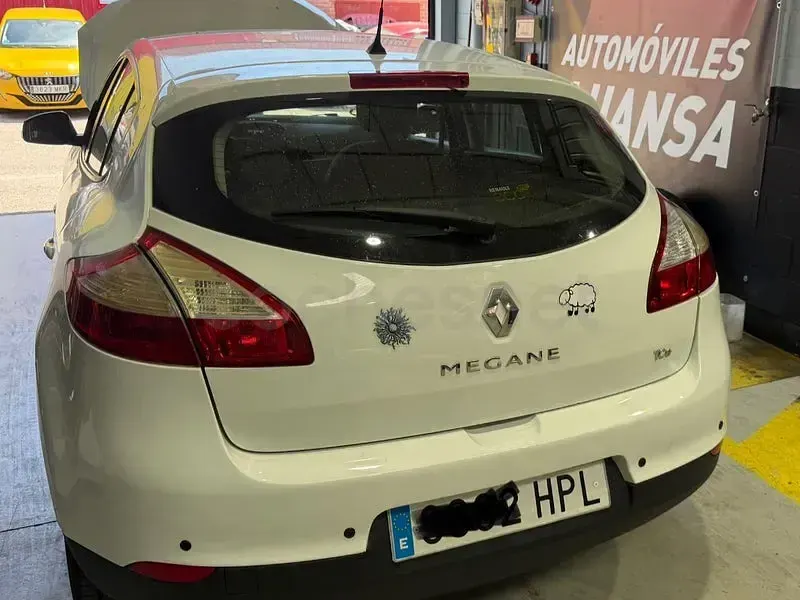 Usado Renault Mégane Expression 115 CV (84 kW) 2012 Blanco Berlina