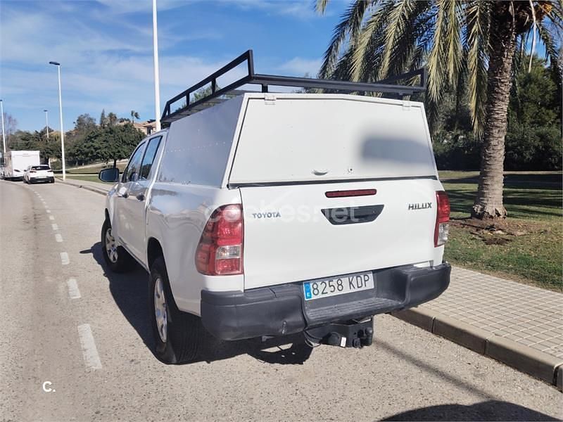 Usado Toyota HiLux 150 CV (110 kW) 2017 Blanco Recogida
