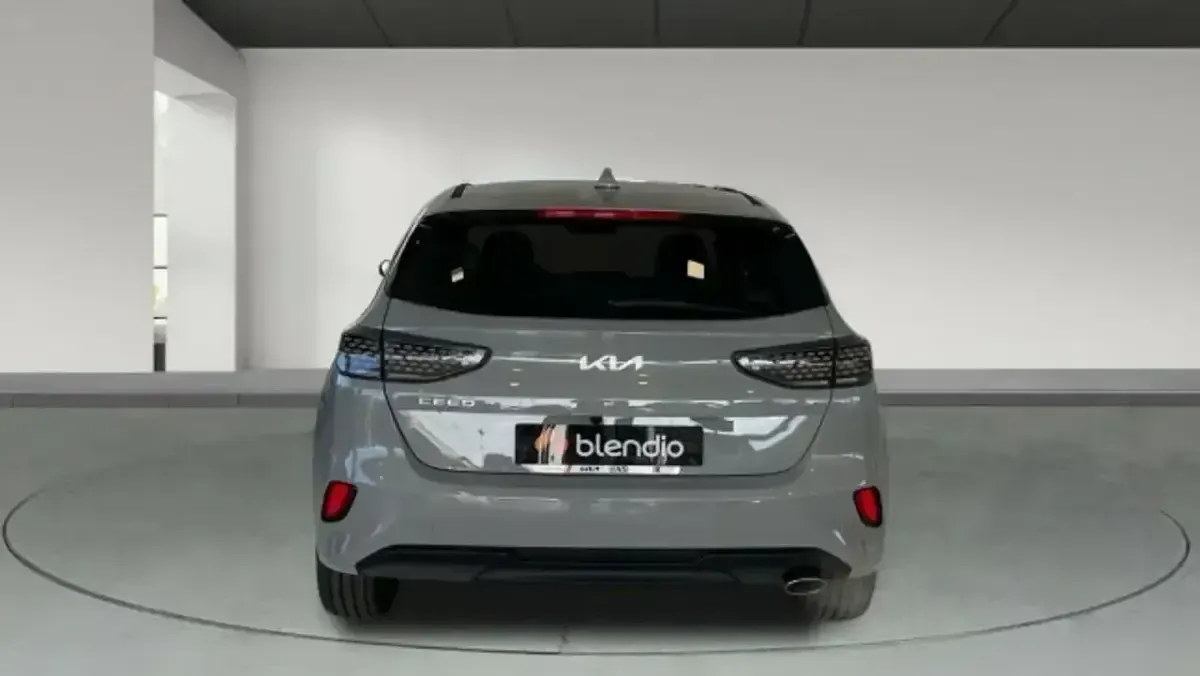 Nuevo Kia Ceed Style 100 CV (73 kW) 2025 Gris Utilitario