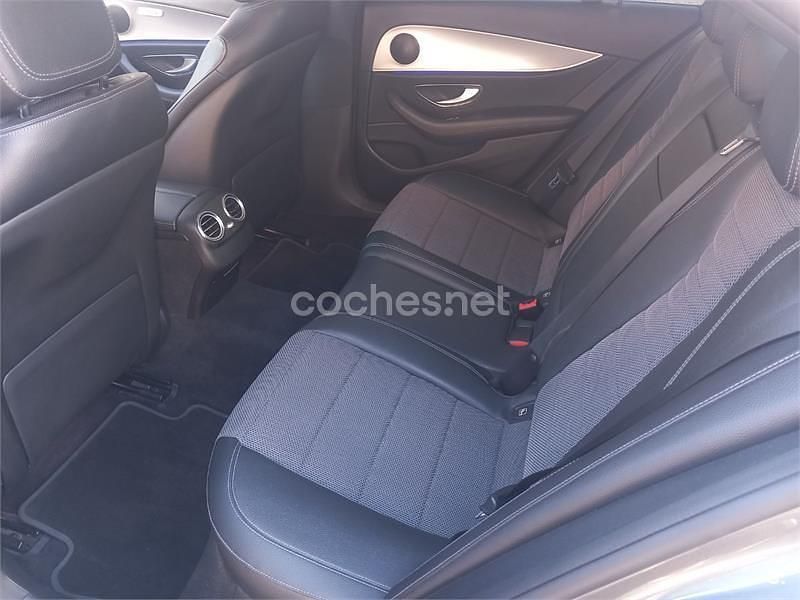 Gris / plata Usado 2017 Mercedes E220 Berlina | 19.000 € (Precio justo) - Imagen 1/4
