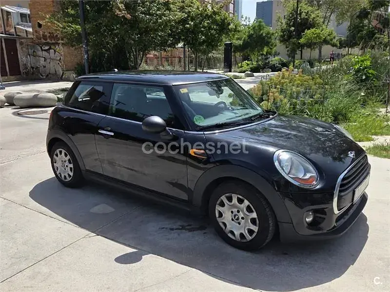 Usado Mini ONE 75 CV (55 kW) 2016 Negro Utilitario
