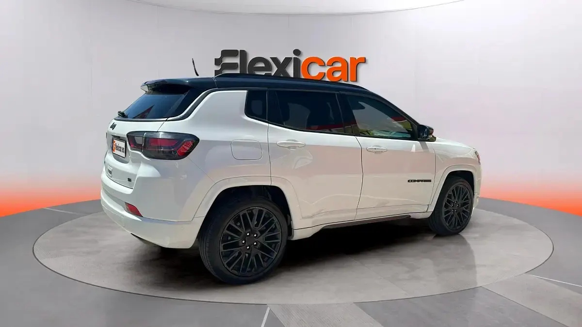 Usado Jeep Compass 190 CV (139 kW) 2021 Blanco SUV