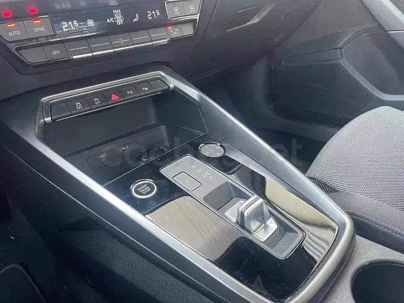 Usado Audi A3 Advanced Plus 116 CV (85 kW) 2022 Azul Berlina