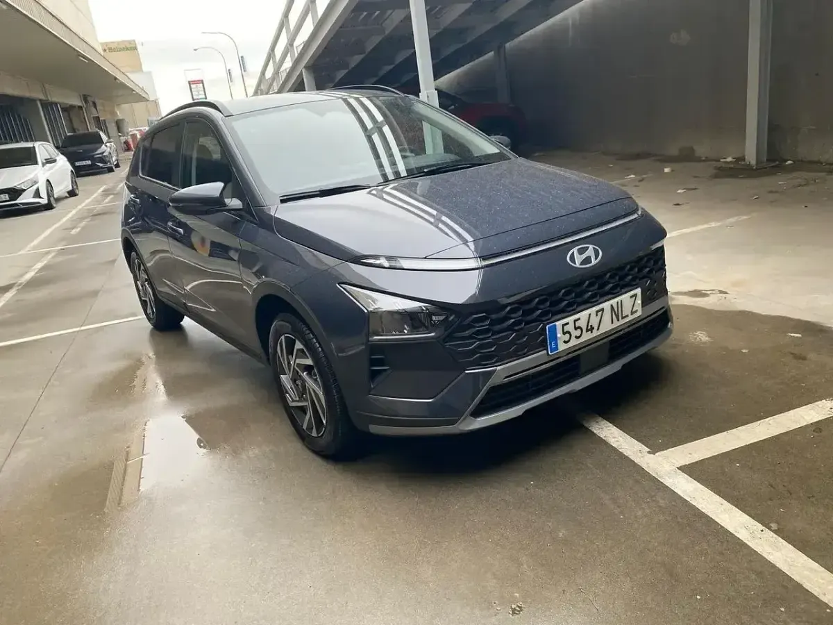 Nuevo Hyundai Bayon 80 CV (58 kW) 2026 Gris SUV