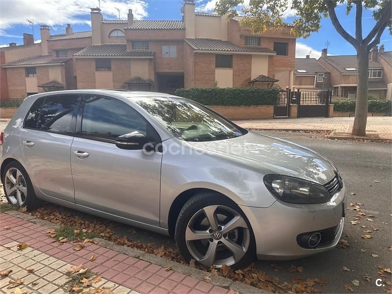 Gris / plata Usado 2011 VW Golf VI Sport Berlina | 7200 € (Precio justo) - Imagen 1/4