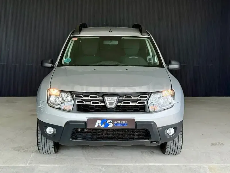 Usado Dacia Duster Ambiance 109 CV (80 kW) 2016 Gris / plata SUV