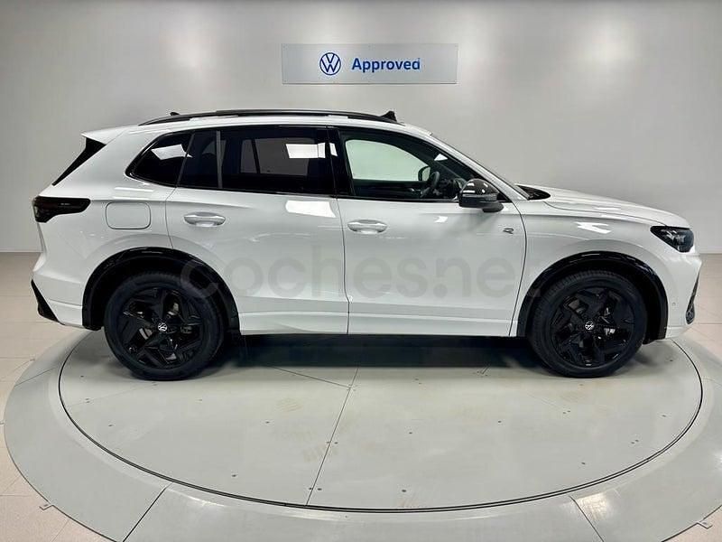 Usado VW Tiguan R-line 150 CV (110 kW) 2025 Blanco SUV