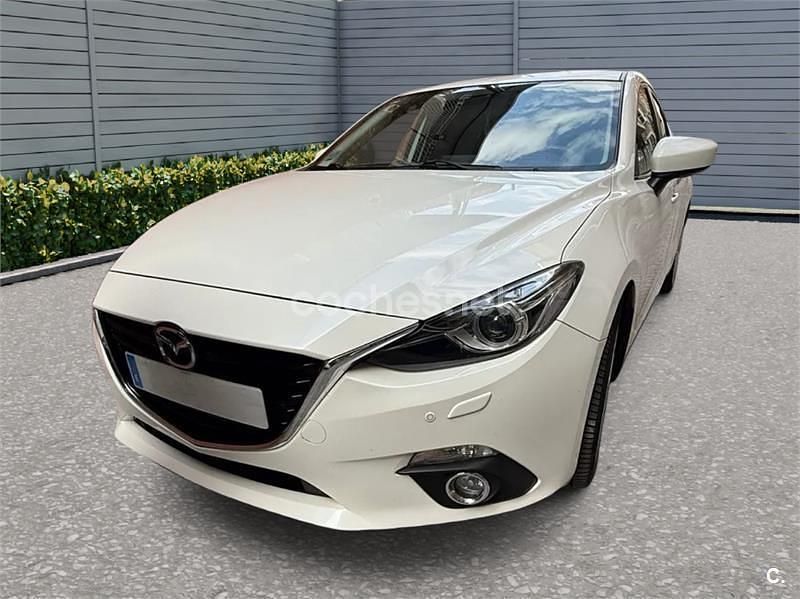 Usado Mazda 3 150 HP (110 kW) 2015 Branco Sedan