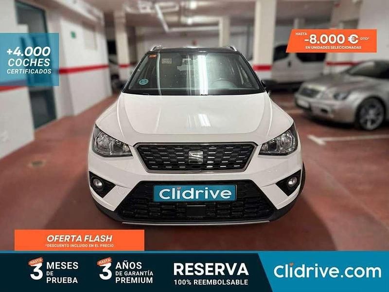 Usado Seat Arona Ecomotive 95 CV (69 kW) 2018 Blanco SUV