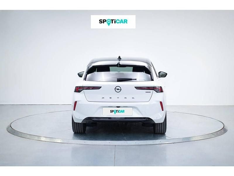 Nuevo Opel Astra 136 CV (100 kW) 2025 Blanco Berlina