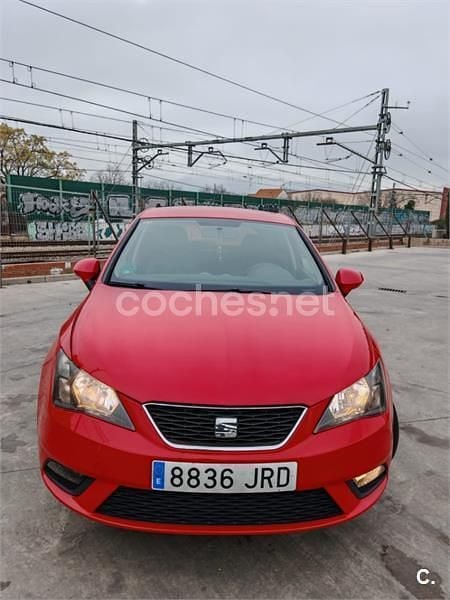 Begagnad Seat Ibiza Reference 90 HK (66 kW) 2016 Röd Sedan