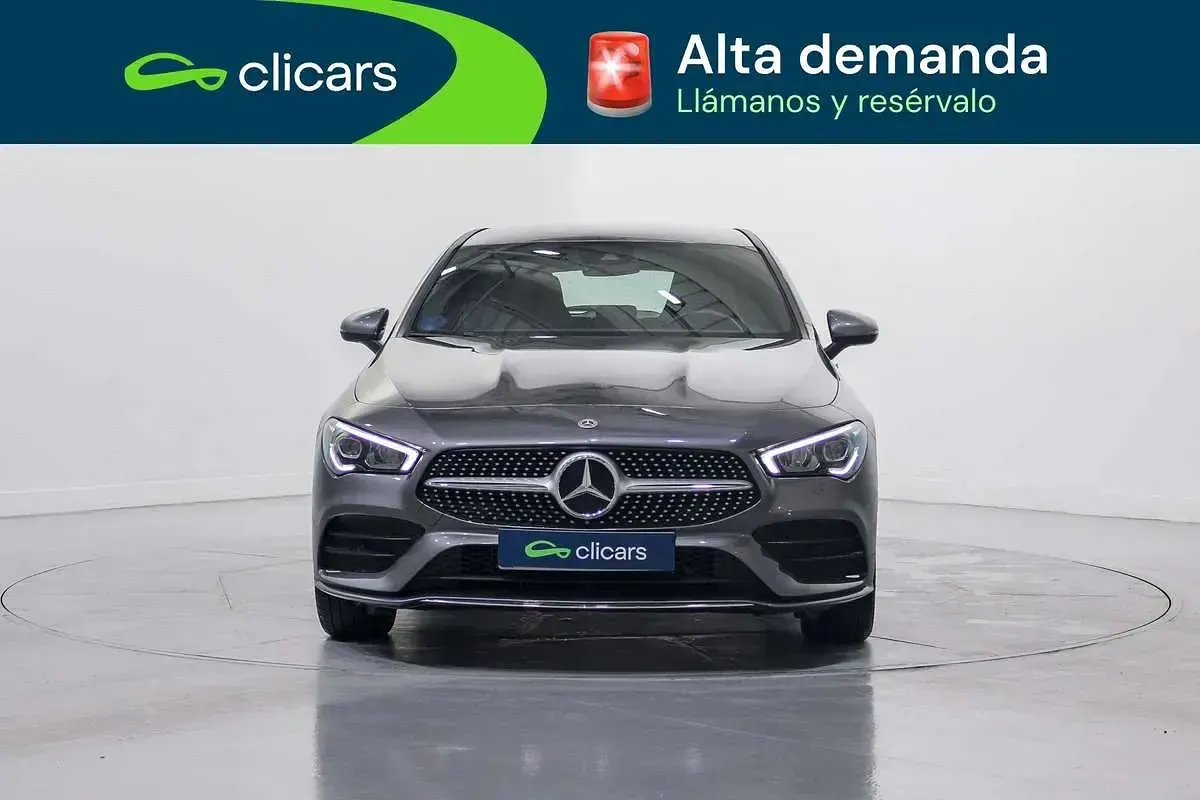 Usado Mercedes CLA250e Shooting Brake 165 CV (121 kW) 2023 Gris Familiar
