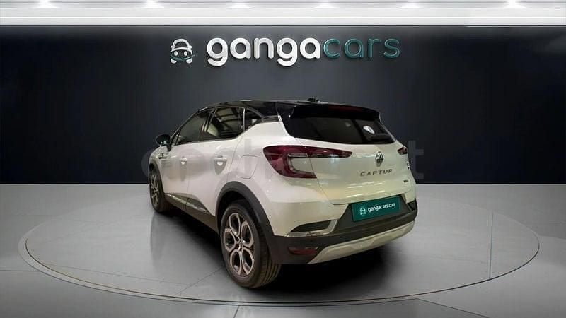 Usado Renault Captur 160 CV (117 kW) 2022 Blanco SUV