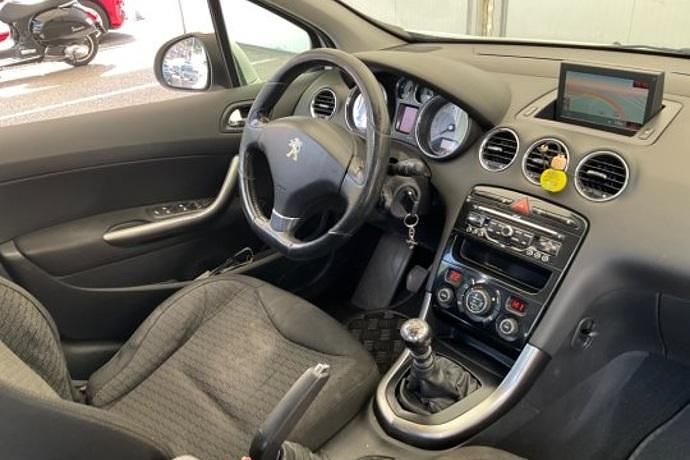 Usado Peugeot 308 Allure 110 CV (80 kW) 2011