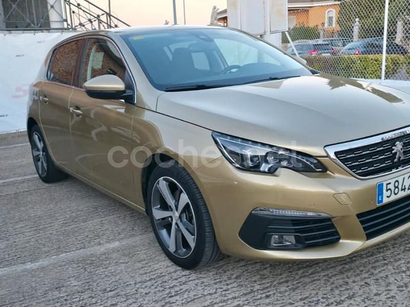 Naranja Usado 2018 Peugeot 308 Allure Berlina | 10.800 € (Buen precio) - Imagen 1/4