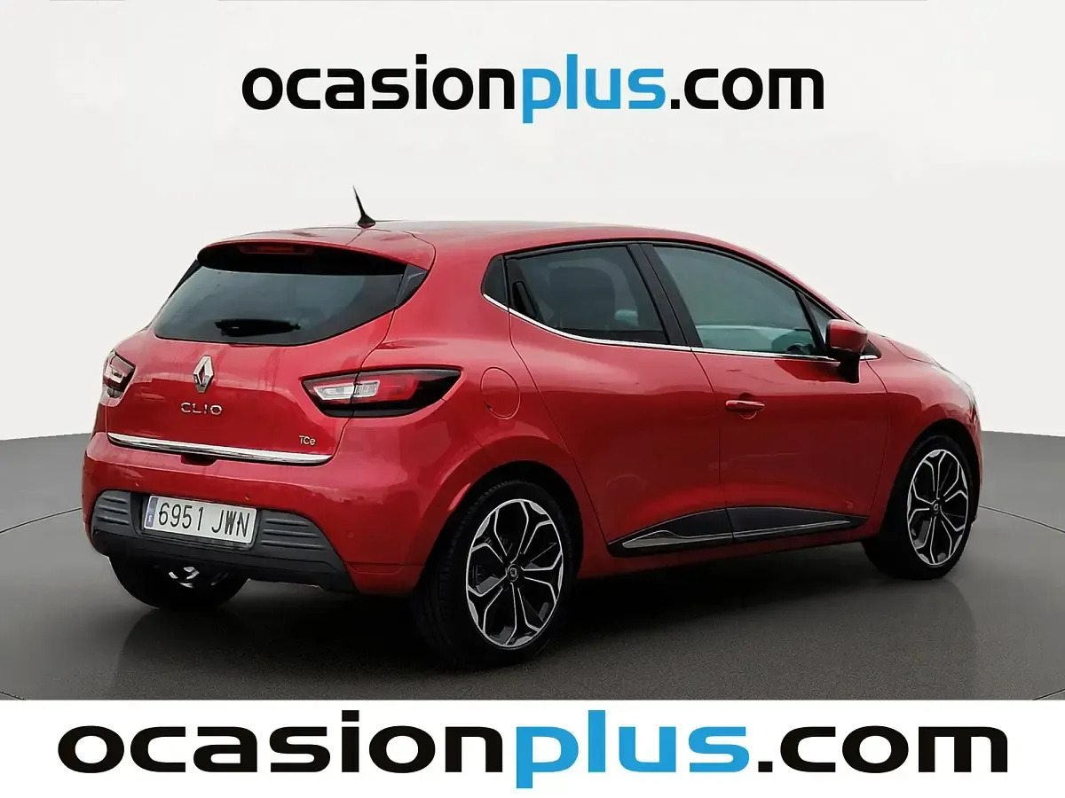 Usado Renault Clio Zen 90 CV (66 kW) 2017 Rojo Utilitario