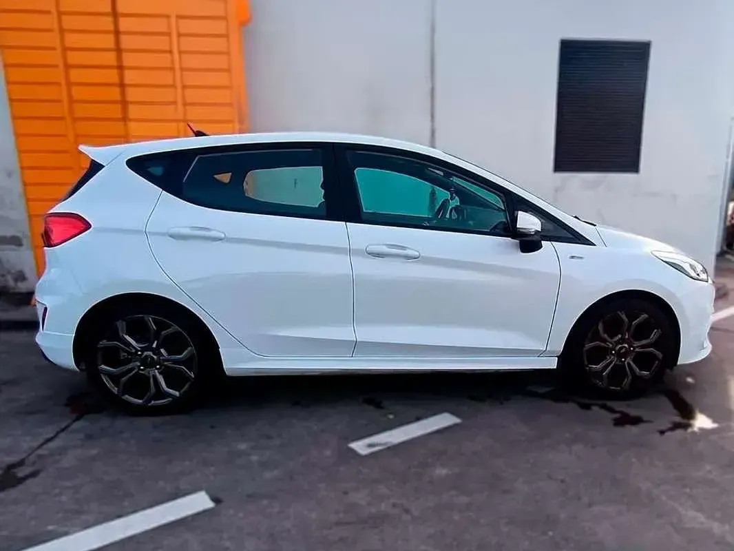 Usado Ford Fiesta ST-Line 140 CV (102 kW) 2020 Blanco Utilitario