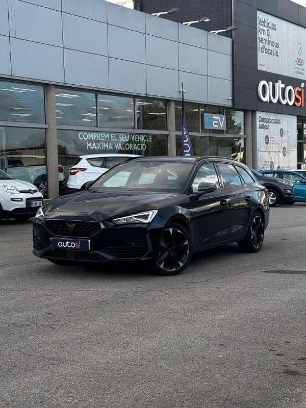 Käytetty Cupra Leon 150 HP (110 kW) 2023 Musta Farmari