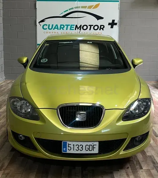 Usado Seat Leon Stylance 105 CV (77 kW) 2008 Verde Utilitario