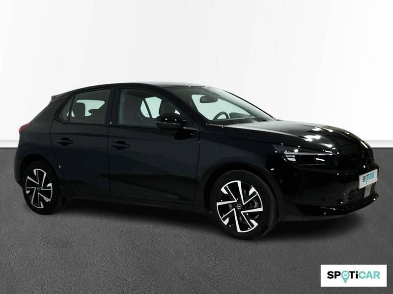 Usado Opel Corsa 100 CV (73 kW) 2025 Negro Utilitario