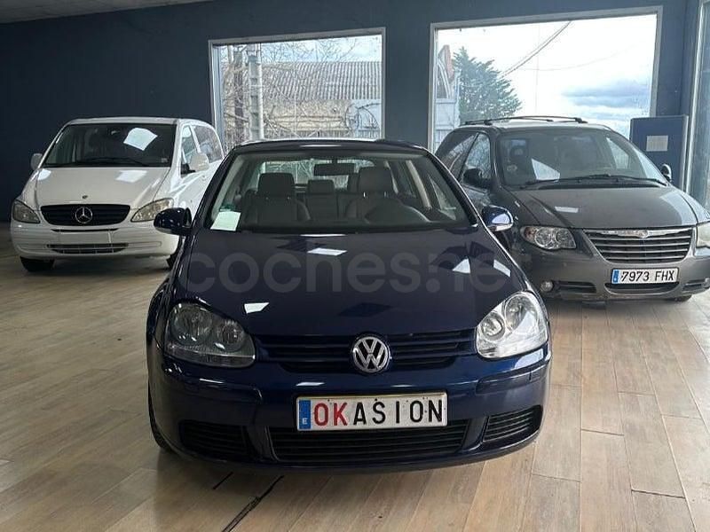 Usado VW Golf IV Trendline 105 CV (77 kW) 2006 Azul Berlina