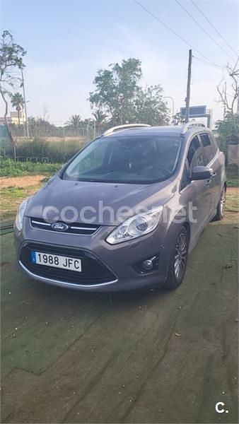 Usado Ford Grand C-Max Titanium 125 CV (91 kW) 2015 Marrón Monovolumen