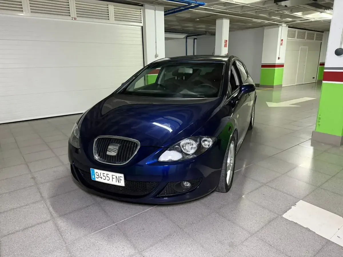 Używany Seat Leon Sport 140 KM (102 kW) 2007 Niebieski Hatchback
