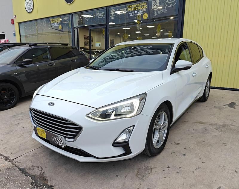 Usado Ford Focus Trend+ 120 CV (88 kW) 2019 Blanco Utilitario
