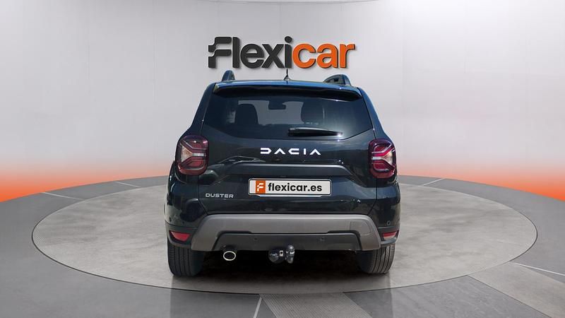 Begagnad Dacia Duster Extreme 150 HK (110 kW) 2023 Grå SUV
