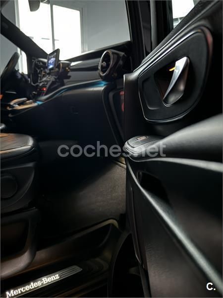 Usado Mercedes V220 Avantgarde 163 CV (119 kW) 2016 Negro Monovolumen