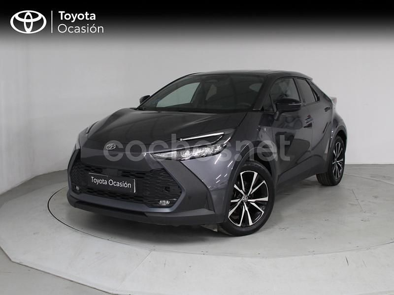 Gris / plata Usado 2024 Toyota C-HR Advance SUV | 28.290 € (Precio justo) - Imagen 1/4
