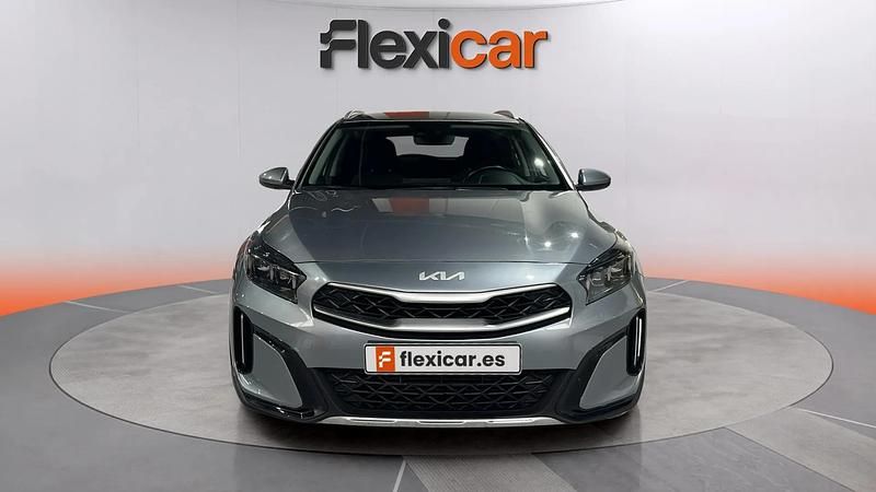Usado Kia XCeed 120 CV (88 kW) 2023 Gris SUV
