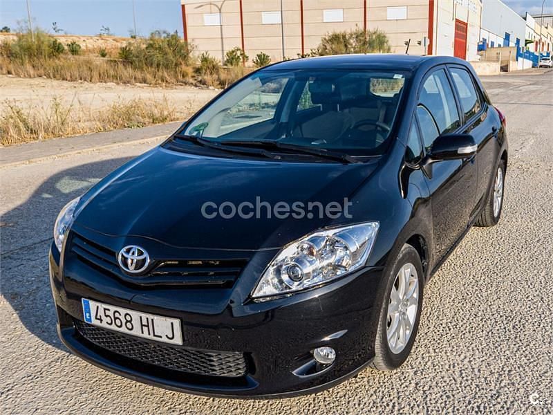 Negro Usado 2012 Toyota Auris Active Berlina | 11.900 € (Un poco caro) - Imagen 1/4