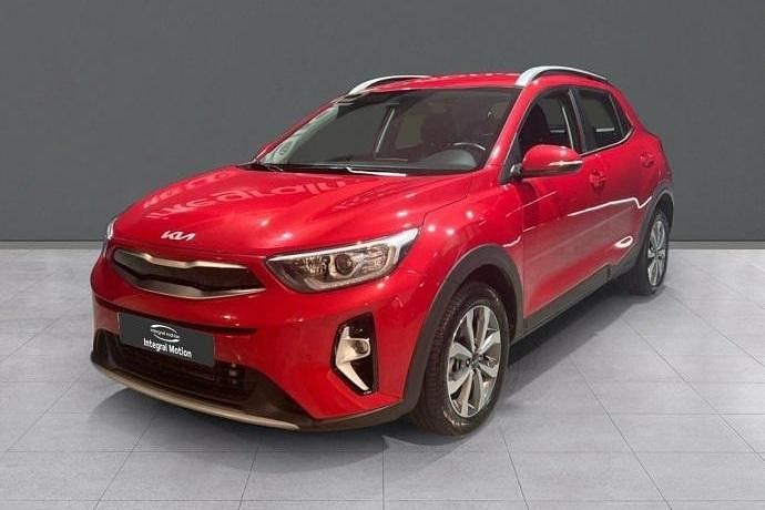 Rojo Usado 2024 Kia Stonic SUV | 19.500 € (Caro) - Imagen 1/4