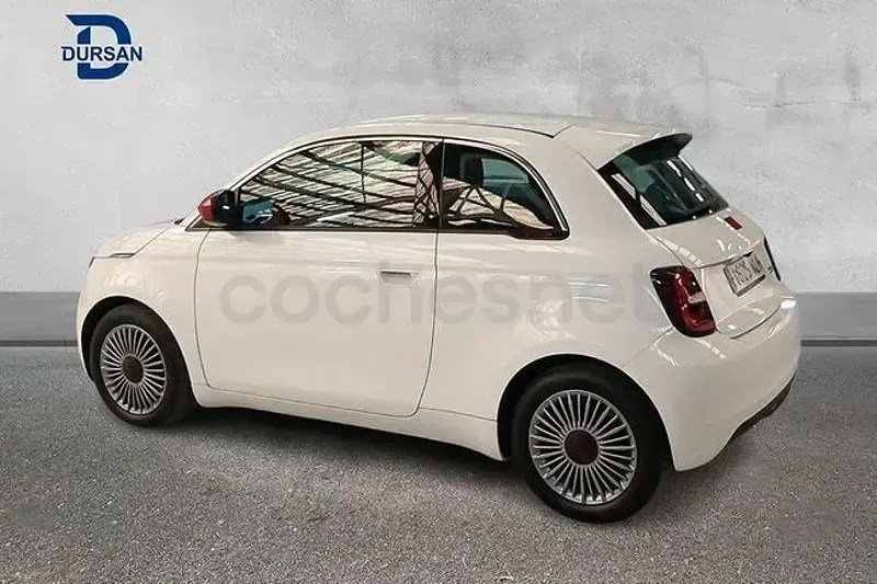 Usado Fiat 500 Red 70 CV (51 kW) 2023 Blanco Berlina