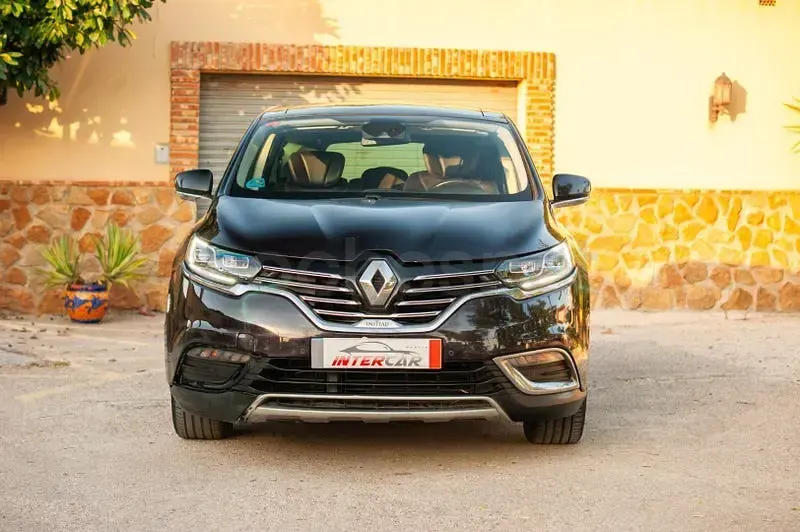 Usado Renault Espace Initiale Paris 160 CV (117 kW) 2017 Negro Monovolumen