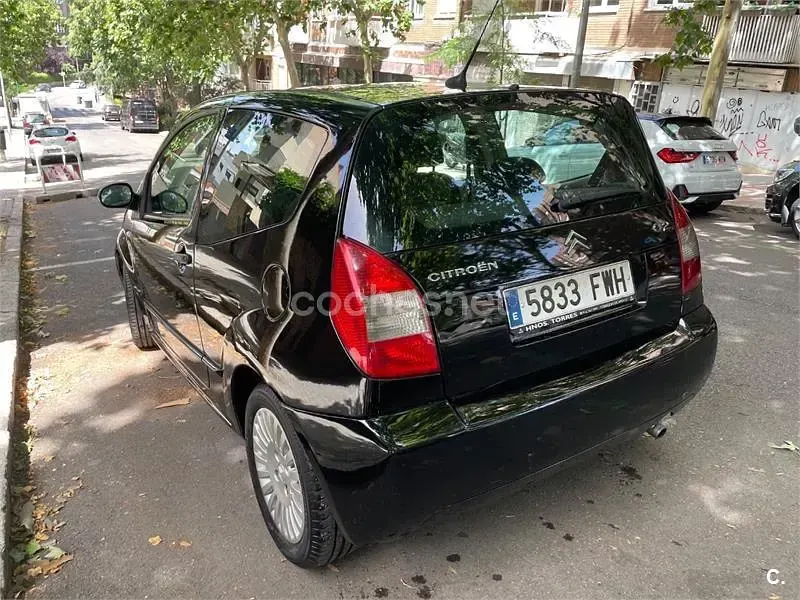 Usado Citroën C2 70 CV (51 kW) 2007 Negro Utilitario