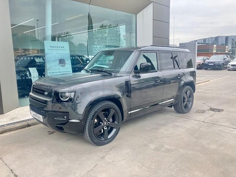Usado Land Rover Defender SE 404 CV (297 kW) 2022 Gris / plata SUV