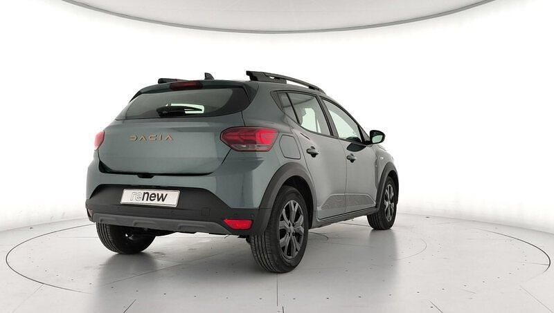 Usado Dacia Sandero Extreme 100 CV (73 kW) 2025 Verde Berlina