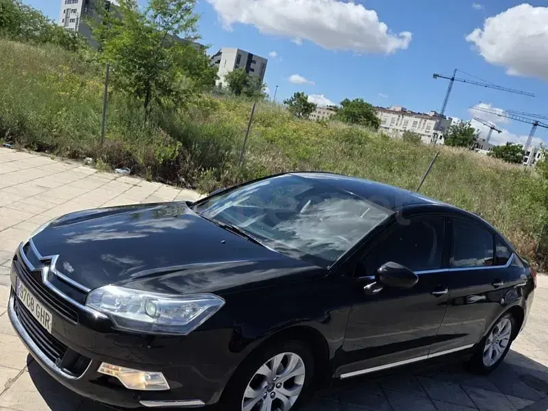Usado Citroën C5 Exclusive 140 HP (102 kW) 2009 Preto Sedan