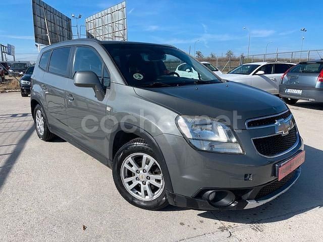 Beige Usado 2012 Chevrolet Orlando LT Monovolumen | 5990 € (Buen precio) - Imagen 1/4