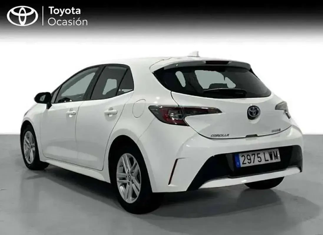 Usado Toyota Corolla Active 126 CV (92 kW) 2022 Blanco Utilitario