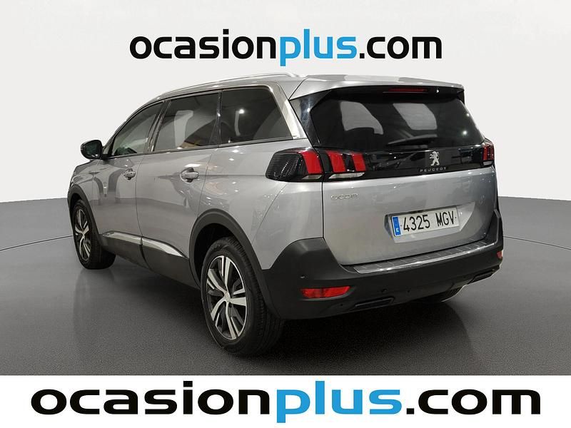 Usado Peugeot 5008 Allure 130 CV (95 kW) 2023 Gris SUV