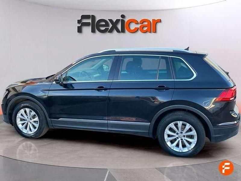 Usado VW Tiguan Sportline 190 CV (139 kW) 2018 Negro SUV